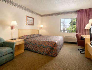 Super 8 By Wyndham Wheat Ridge/denver West 2*